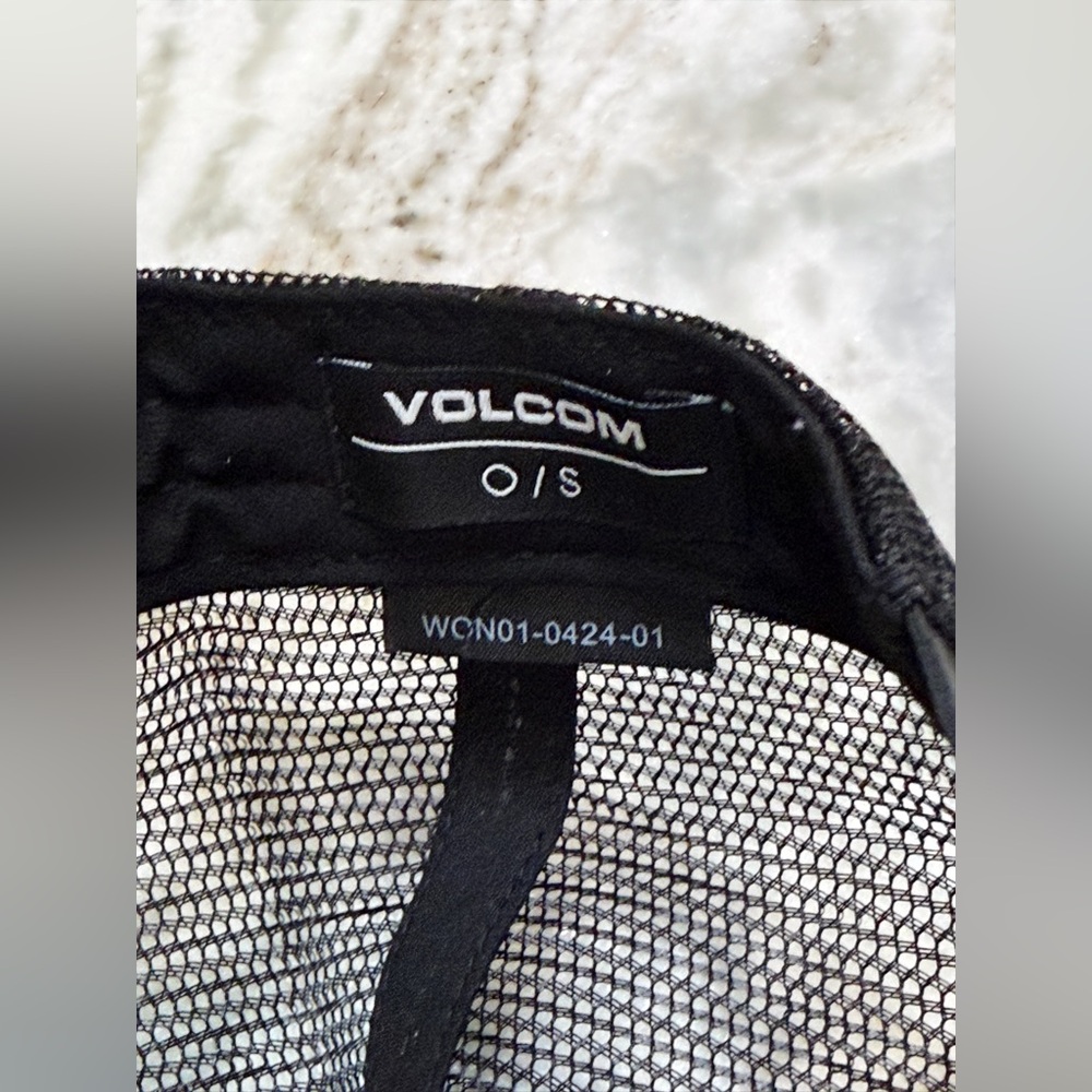Volcom Black Trucker Hat Bronze Floral – Stone Logo Snapback NWOT - Picture 7 of 7